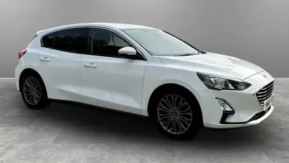 Usado Ford Focus Titanium X 125 HP (91 kW) 2020 Citadino