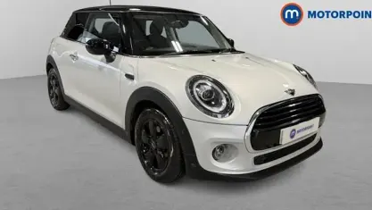 Używany Mini Cooper Classic 136 KM (100 kW) 2021 Hatchback