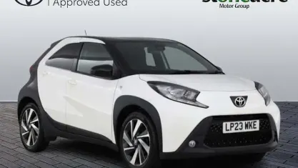Used Toyota Aygo X 72 HP (52 kW) 2023 White SUV