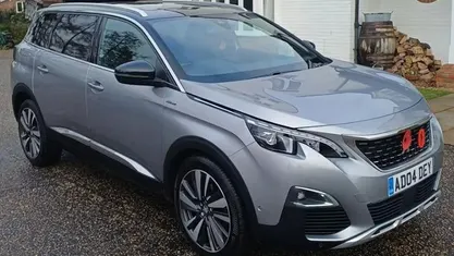 Grey Used 2020 Peugeot 5008 Premium SUV | £16,799 (Fair price)