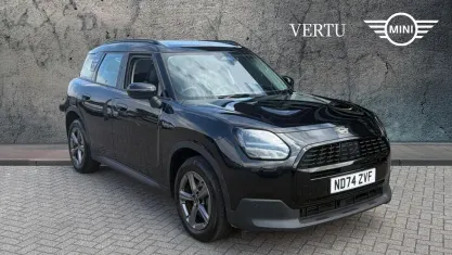 Used Mini Countryman Classic 170 HP (125 kW) 2024 Black SUV