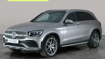 Begagnad Mercedes GLC300 AMG Line Premium 245 HK (180 kW) 2022 Silver Kombi