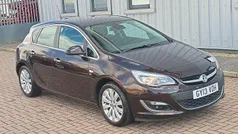 Used 2015 Vauxhall Astra Elite Hatchback | £6,500 (Fair price)