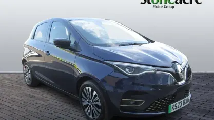 Used Renault Zoe Techno 100 kW (136 HP) 2024 Hatchback