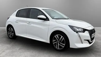 Used Peugeot 208 Allure Premium 102 HP (75 kW) 2022 Hatchback