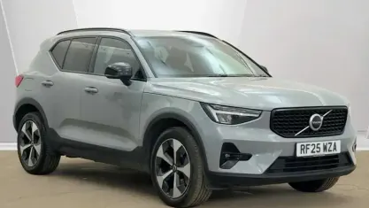 Used Volvo XC40 Plus 197 HP (144 kW) 2025 Grey SUV