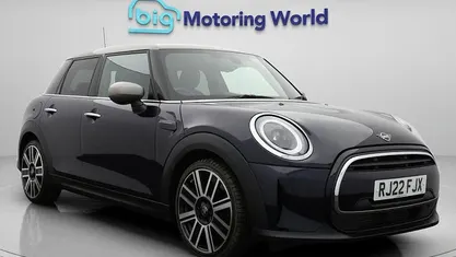 Used 2022 Mini Cooper Exclusive Hatchback | £14,600 (Fair price)