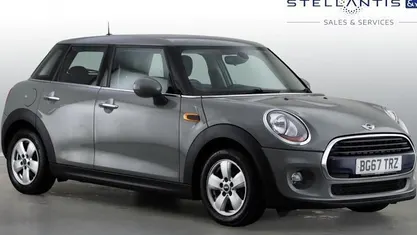 Used 2017 Mini Cooper Hatch Hatchback | £5,709 (Good price)