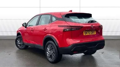 Used Nissan Qashqai Acenta Premium 158 HP (116 kW) 2022 Red SUV