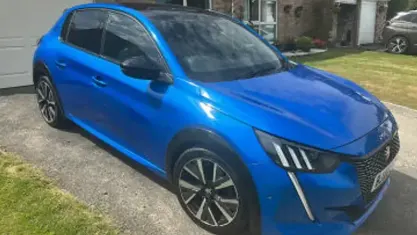 Second-hand Peugeot 208 GTi 102 CP (75 kW) 2022 Albastru Hatchback
