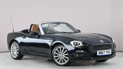 Used Fiat 124 Spider Lusso Plus 140 HP (102 kW) 2017 Black Cabriolet