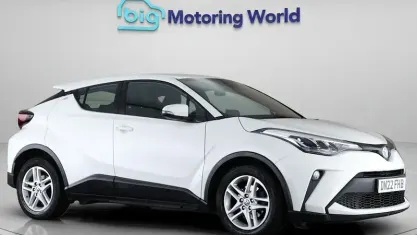Used Toyota C-HR 122 HP (89 kW) 2022 White SUV