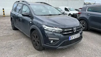 Used Dacia Jogger Extreme 110 HP (80 kW) 2023 Grey MPV