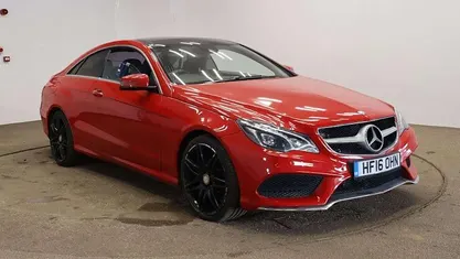 Used Mercedes E220 AMG Line Premium 177 HP (130 kW) 2015 Red Coupe