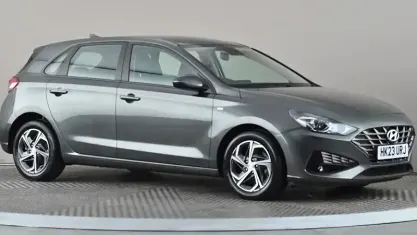 Used Hyundai i30 SE 120 HP (88 kW) 2023 Grey Hatchback