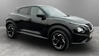 Used Nissan Juke N-Connecta 114 HP (83 kW) 2023 Black SUV