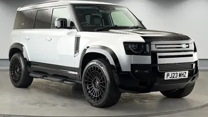 Used Land Rover Defender HSE 300 HP (220 kW) 2024 SUV