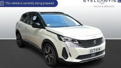 Used Peugeot 3008 Premium 224 HP (164 kW) 2022 Estate
