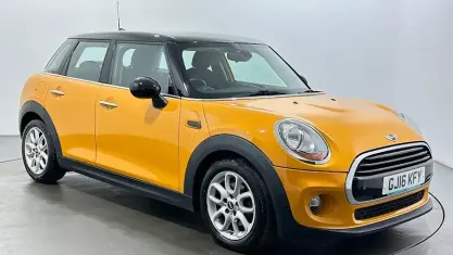 Used Mini Cooper Hatch 136 HP (100 kW) 2017 Hatchback