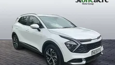White New 2025 Kia Sportage 3 SUV | £29,989 (Fair price)