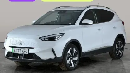Usado MG ZS Trophy 114 kW (156 CV) 2023 Blanco SUV