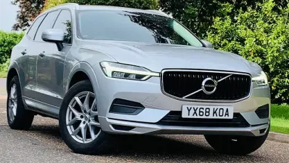 Used Volvo XC60 Momentum 190 HP (139 kW) 2018 Silver SUV