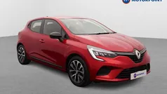 Red Used 2022 Renault Clio V Evolution Hatchback | £14,699 (Fair price)