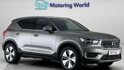 Usado Volvo XC40 Core 211 HP (155 kW) 2021 Cinzento SUV