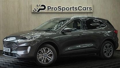 Usado Ford Kuga Titanium 224 HP (164 kW) 2020 SUV