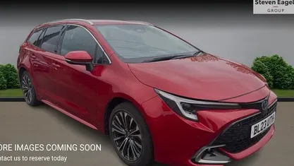 Usado Toyota Corolla Design 196 HP (144 kW) 2025 Carrinha