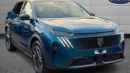 Used Peugeot e-3008 Allure 156 kW (213 HP) 2025 SUV