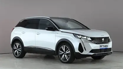 Used Peugeot 3008 Premium 131 HP (96 kW) 2022 White SUV