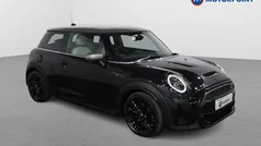 Black Used 2022 Mini Cooper S Exclusive Hatchback | £20,799 (Fair price)