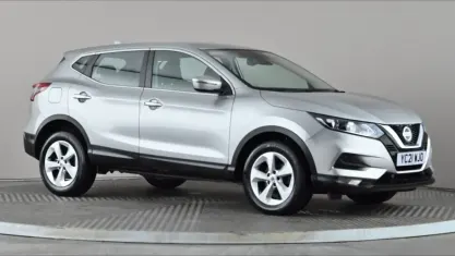 Used Nissan Qashqai Acenta Premium 158 HP (116 kW) 2021 Silver SUV
