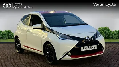 Used 2017 Toyota Aygo x-press Hatchback | £6,366 (Fair price)