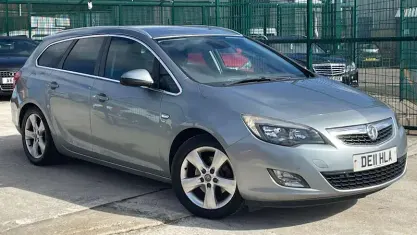 Used Vauxhall Astra SRi 125 HP (91 kW) 2012 Estate