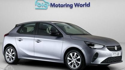 Używany Vauxhall Corsa 75 KM (55 kW) 2021 Szary Hatchback