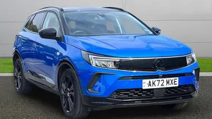 Usado Vauxhall Grandland X GS Line 131 HP (96 kW) 2022 Azul SUV