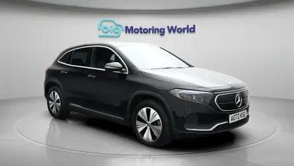 Usado Mercedes EQA250+ 139 kW (190 CV) 2022 Negro SUV