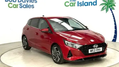 Used Hyundai i20 Premium 101 HP (74 kW) 2021 Red Hatchback