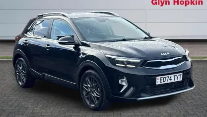 Used Kia Stonic 99 HP (72 kW) 2024 Black SUV