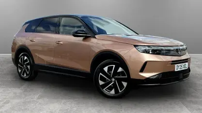 Second-hand Vauxhall Grandland X Ultimate 136 CP (100 kW) 2025 SUV
