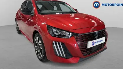 Używany Peugeot 208 Allure 101 KM (74 kW) 2025 Hatchback