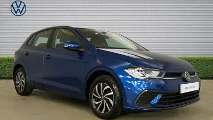 Used VW Polo Life 95 HP (69 kW) 2023 Blue Hatchback