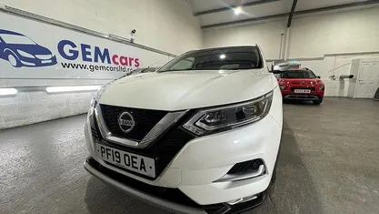 Used Nissan Qashqai N-Motion 140 HP (102 kW) 2019 White SUV