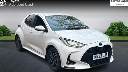 Usata Toyota Yaris Hybrid Design 116 CV (85 kW) 2025 Utilitaria