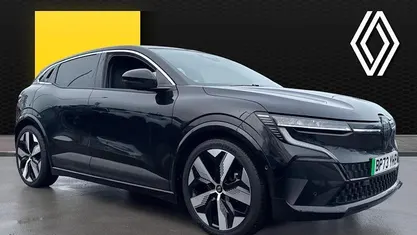 Used 2023 Renault Megane E-Tech Techno Hatchback | £20,128 (Fair price)