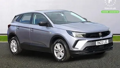 Used Vauxhall Grandland X Design Edition 131 HP (96 kW) 2024 SUV