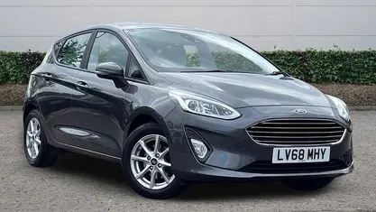Used Ford Fiesta Zetec 101 HP (74 kW) 2018 Hatchback