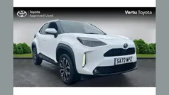 White Used 2022 Toyota Yaris Cross Design SUV | £19,199 (Fair price)